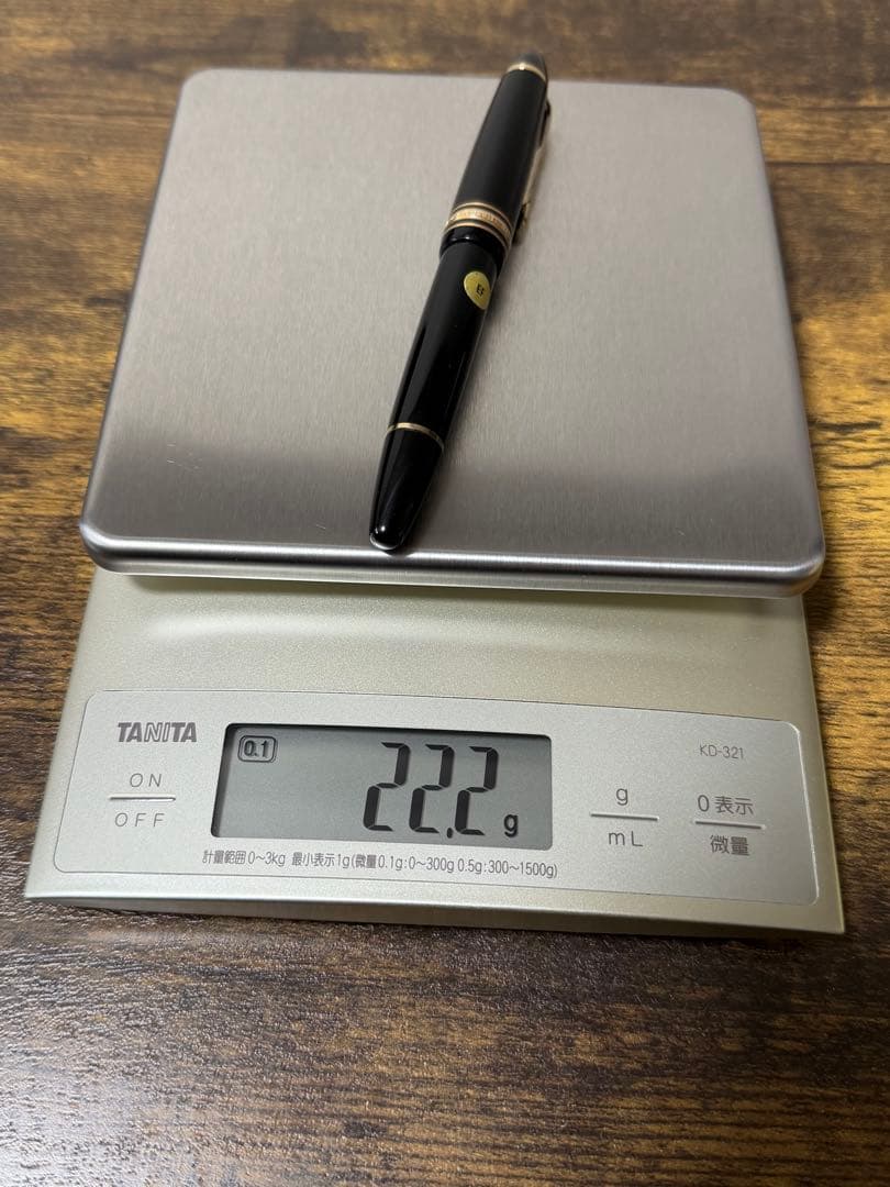 新品未使用　18C 全金　エボナイトペン芯　146 モンブラン　万年筆　EF