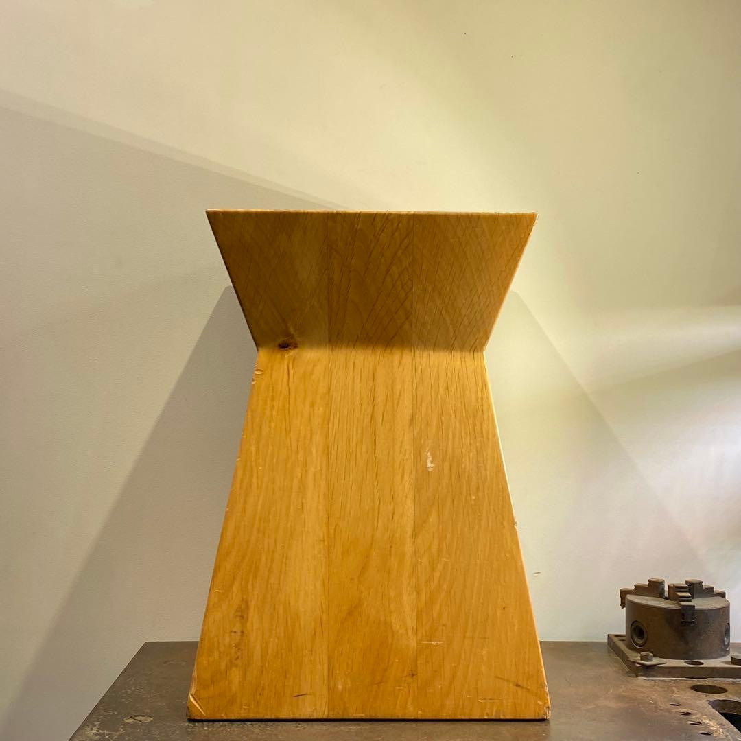 エマーソン1 スツール 遠藤照明 AbitaStyle イタリア 椅子 展示台
