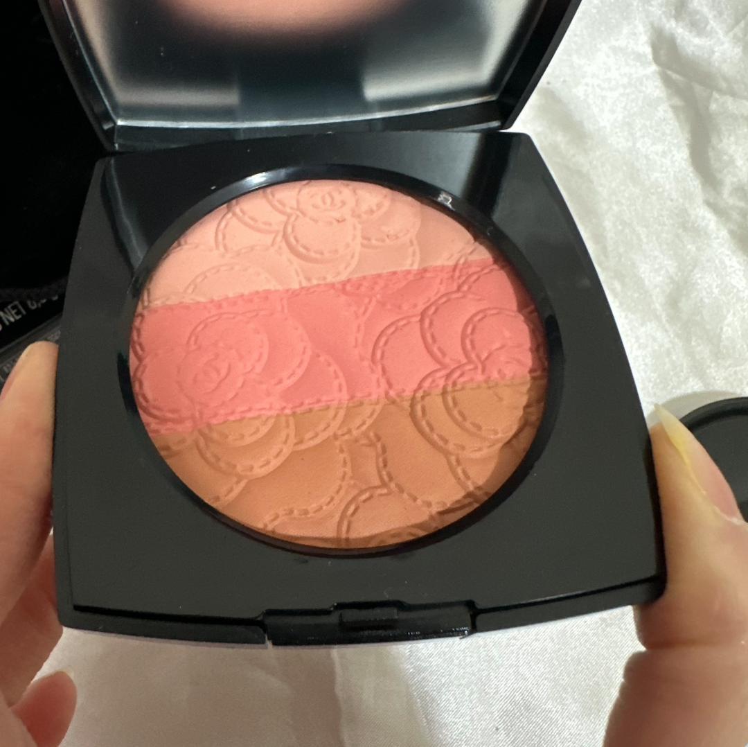 シャネル CHANEL グラデーションチーク パウダー ベージュピンク系