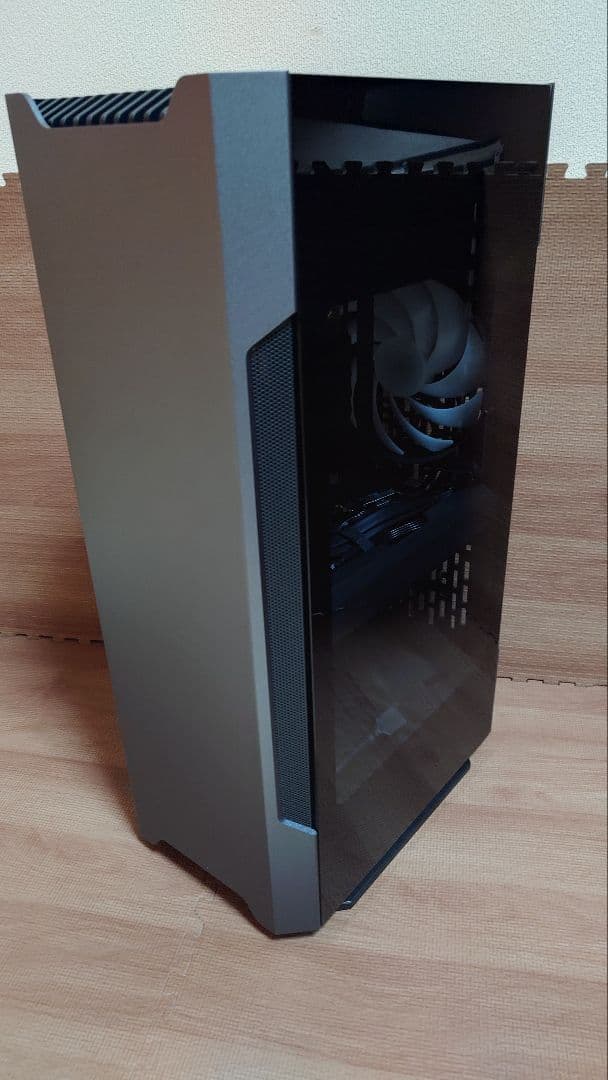PHANTEKS EVOLV SHIFT 2 　中古