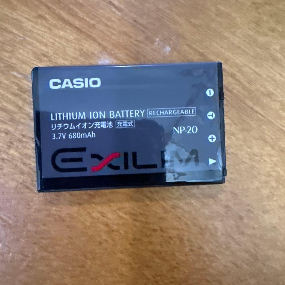 CASIO EXILIM 3.2MP デジタルカメラ