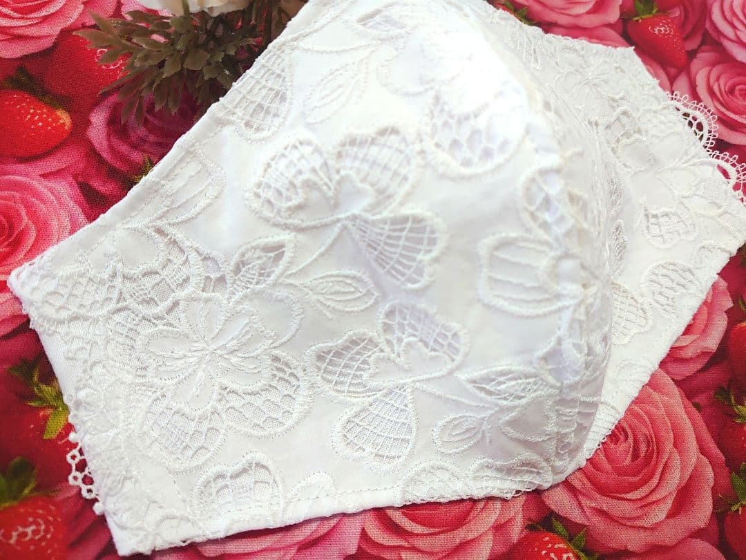 Ｎｏ．1600 ホワイト花柄コットンケミカルレース♡ハンドメイドマスク
