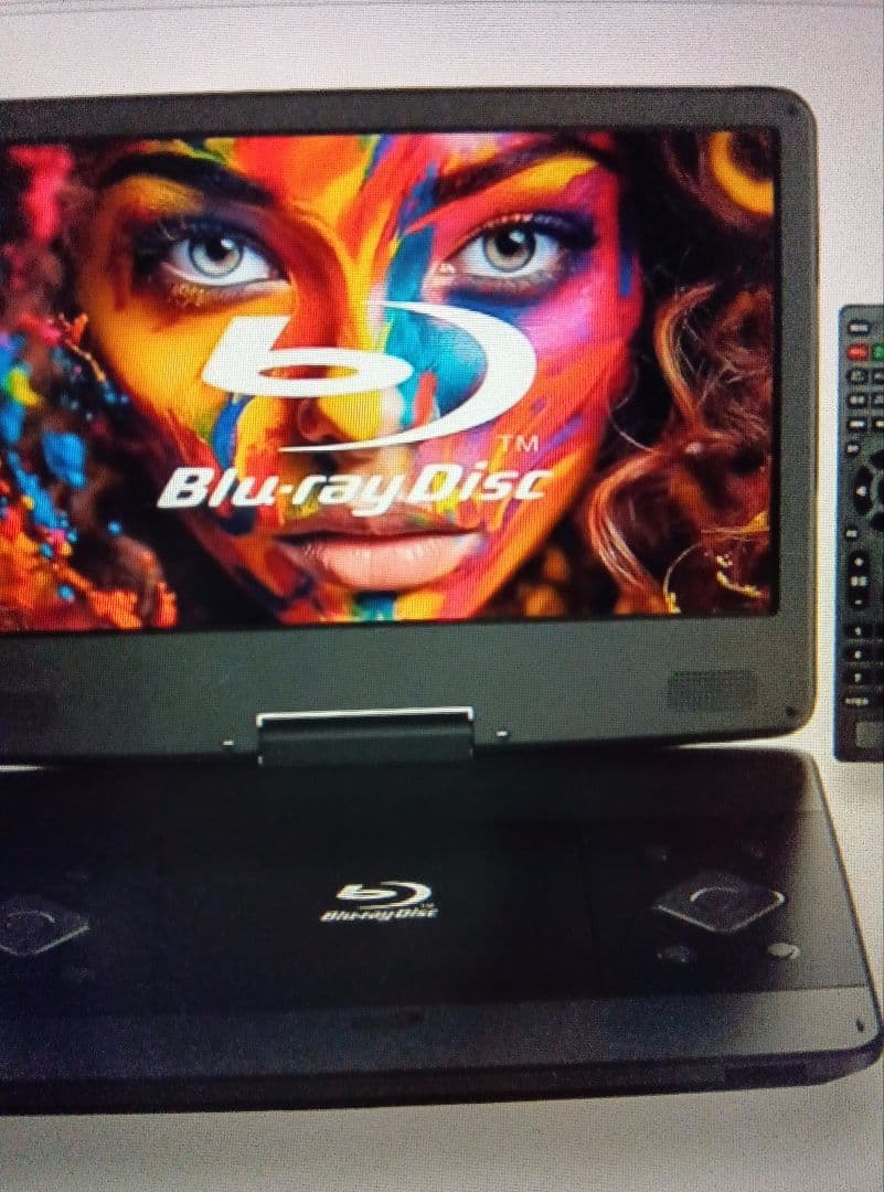 ポータブルブルーレイプレーヤー 14インチ　BD DVD 地上波テレビ機能