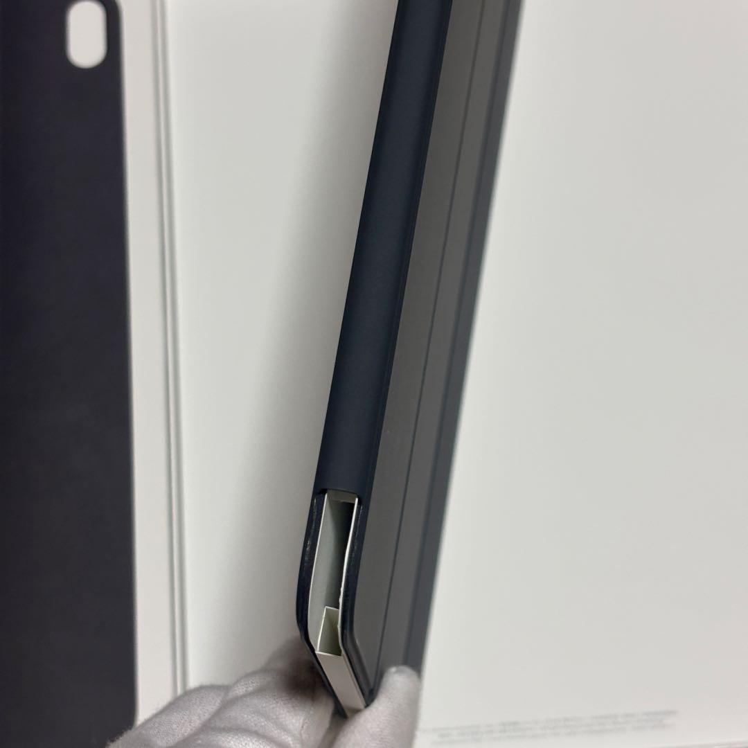 13インチiPad Air（M4）用Smart Folio - チャコールグレイ