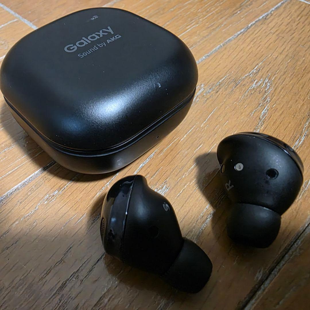 美品SAMSUNG(サムスン)ワイヤレスイヤホン Galaxy Buds Pro