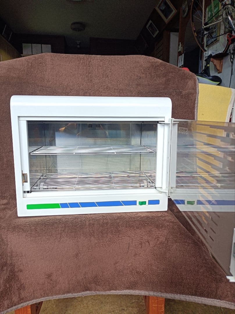理容機器　　消毒器（２灯仕様）再生品