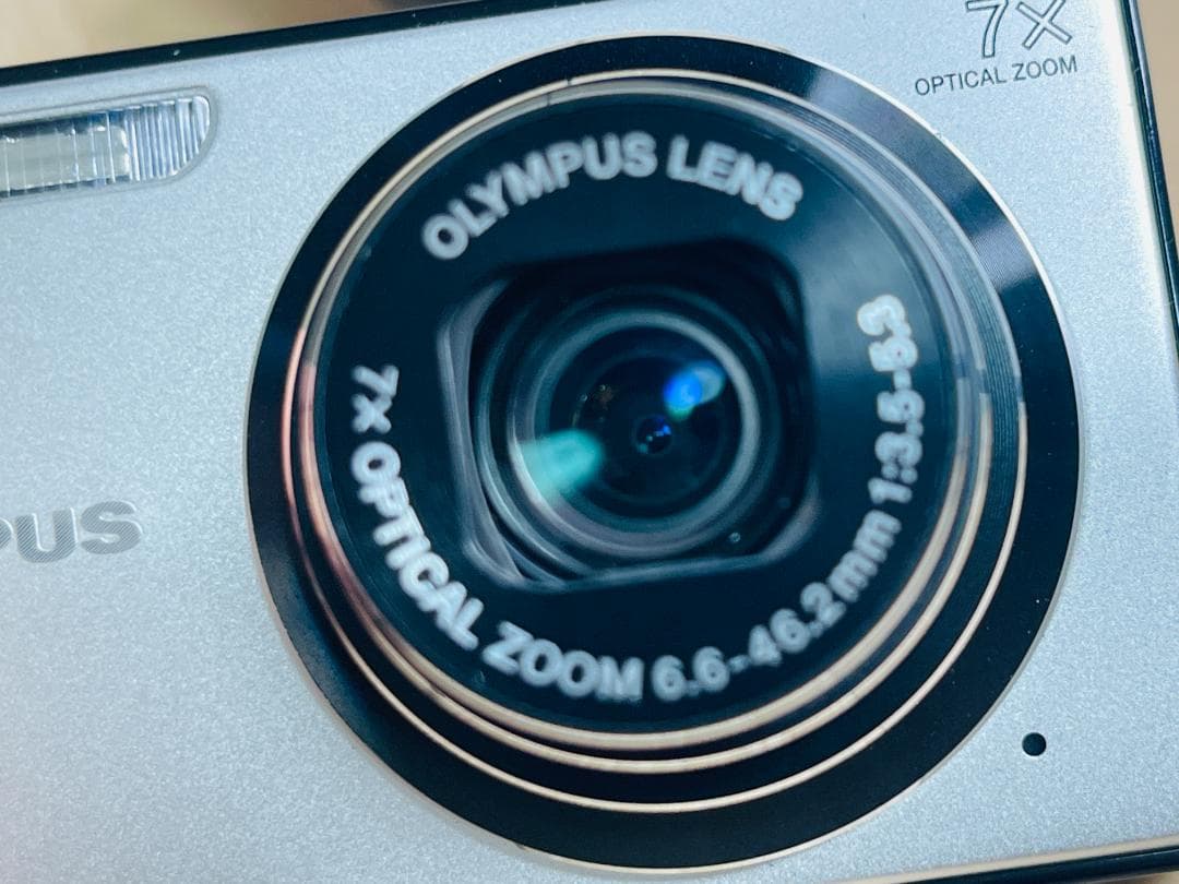Olympus オリンパス μ-7000 シルバー コンパクトデジタルカメラ