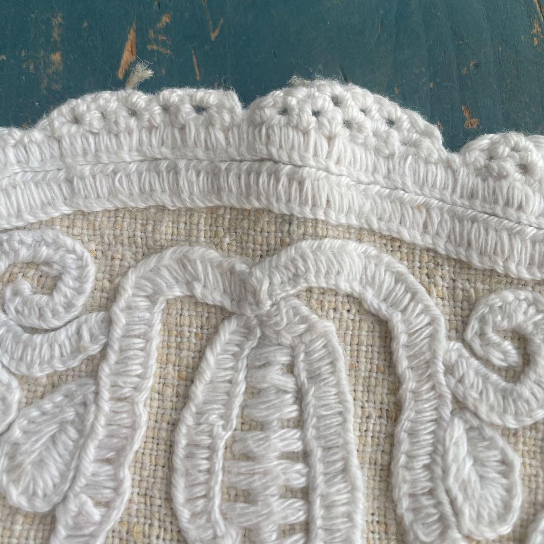 【 La Renaissance 】聖なる白伝説のイーラーショシュ祈りの刺繍布②