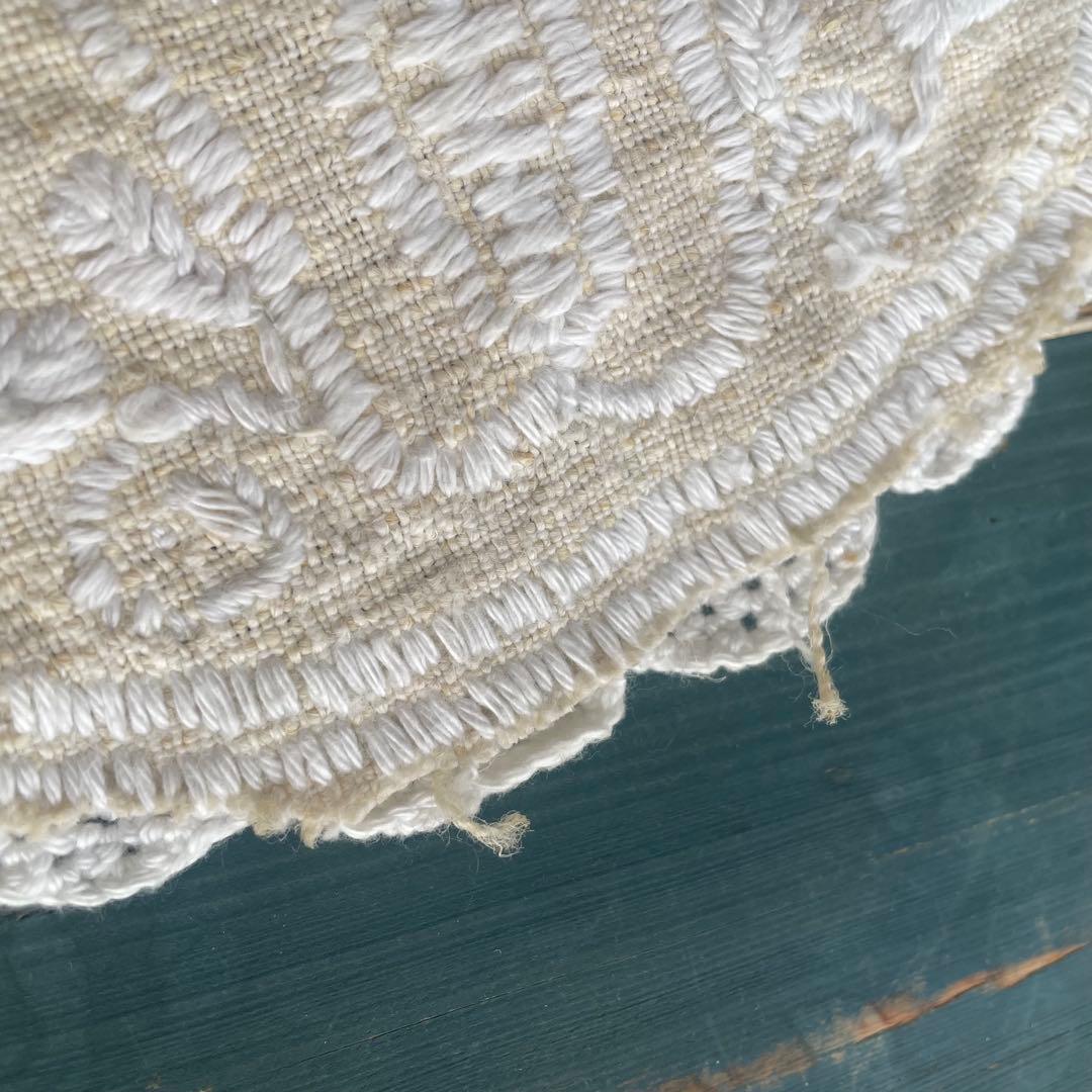 【 La Renaissance 】聖なる白伝説のイーラーショシュ祈りの刺繍布②