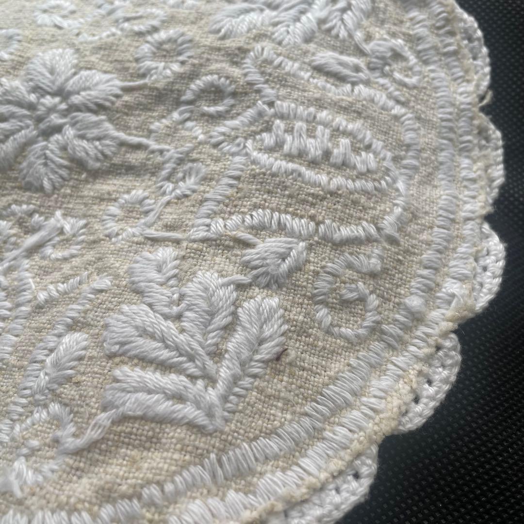 【 La Renaissance 】聖なる白伝説のイーラーショシュ祈りの刺繍布②