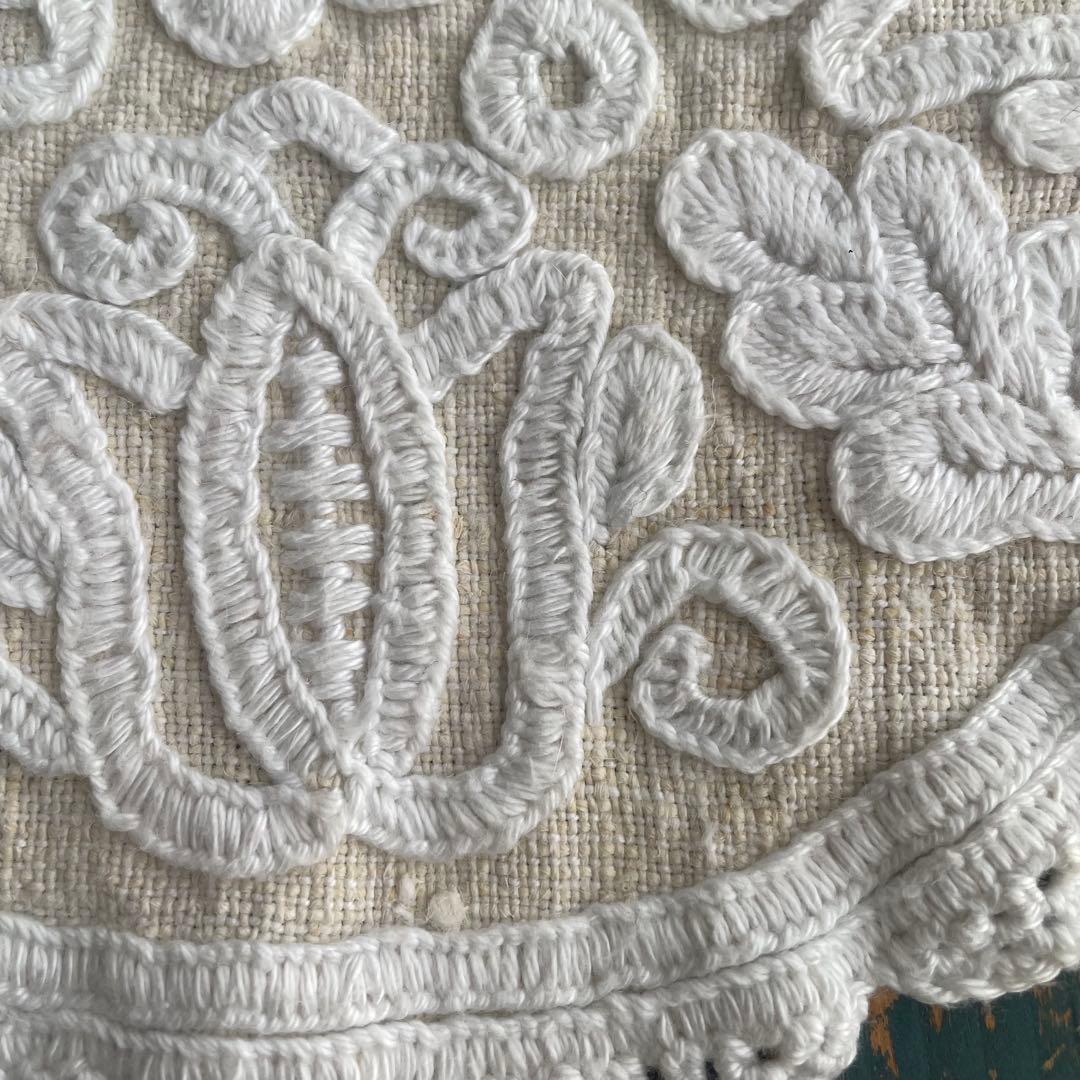 【 La Renaissance 】聖なる白伝説のイーラーショシュ祈りの刺繍布②