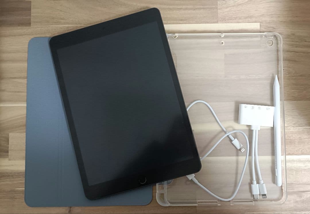 iPad (第9世代) スペースグレー 本体と付属品各種あり