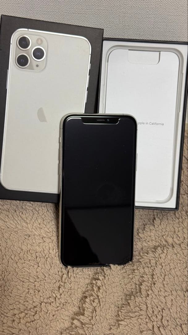 iPhone11pro 256gb シルバー　SIMフリー(再掲)