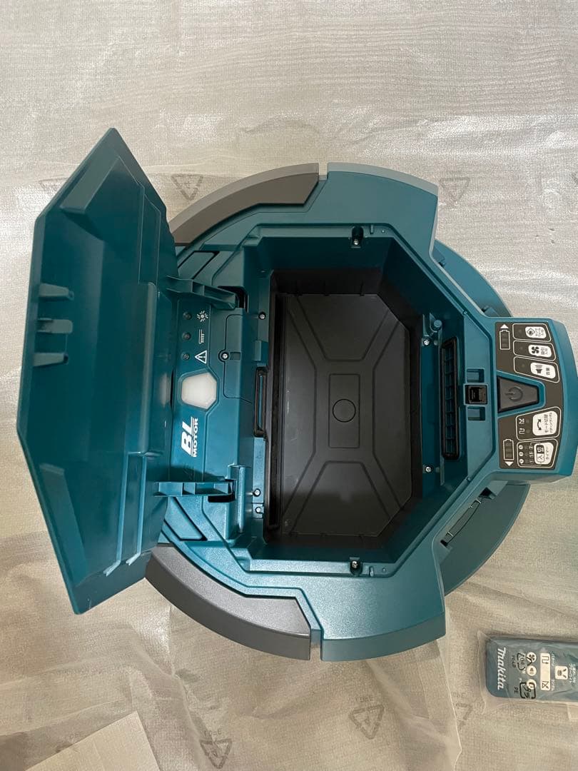 Makita マキタ　ロボットクリーナー RC200DZSP
