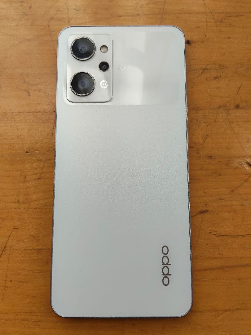 綺麗美品 OPPO Reno 9A ムーンホワイト SIMフリー CPH2523