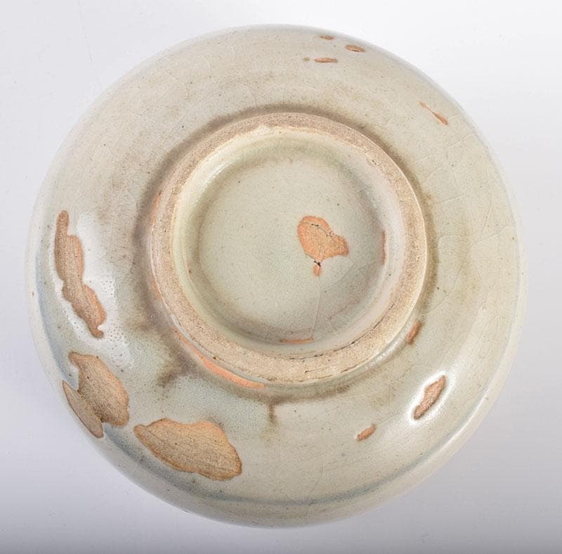 茶道具　灰色釉　草文　呉須瀬戸茶碗　仕覆・時代箱付　C　R4223