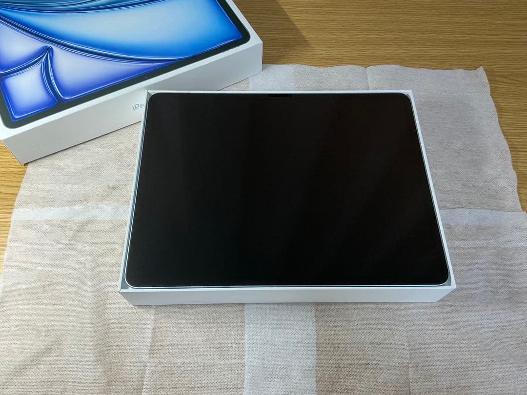 13インチ iPad Air (M2) 256GB wi-fiモデル ブルー
