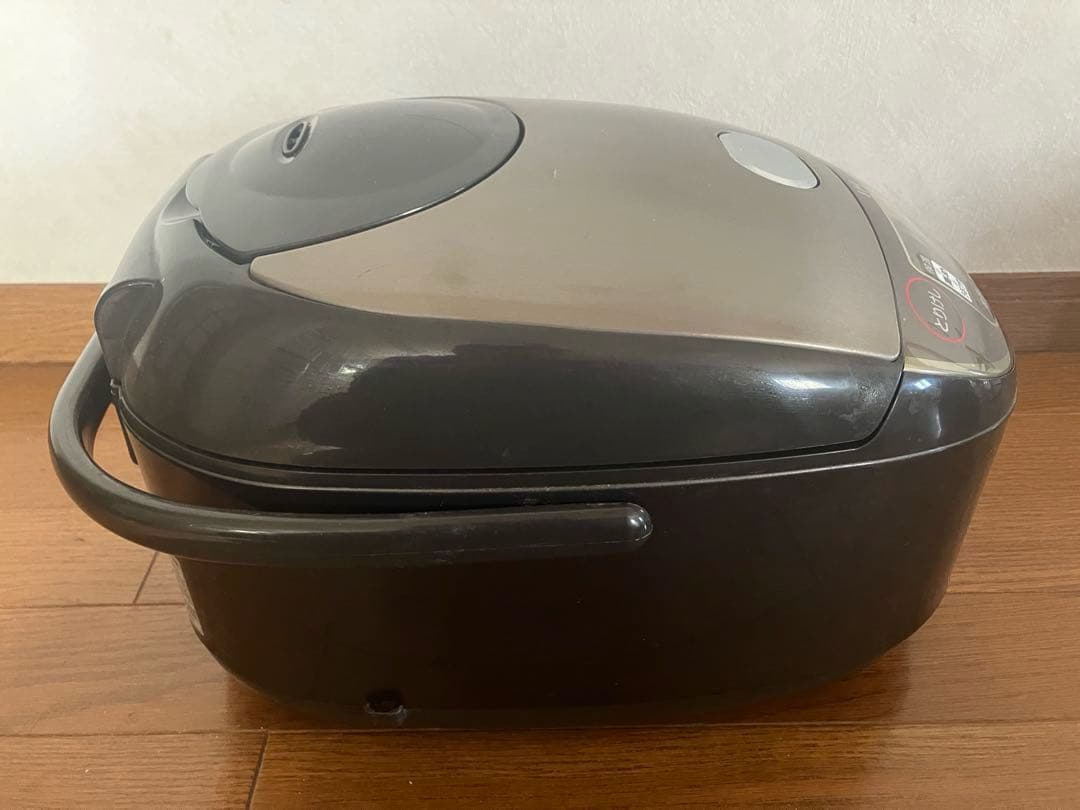 象印 Zojirushi NP-VJ18 IH炊飯器 1升(10合)炊き