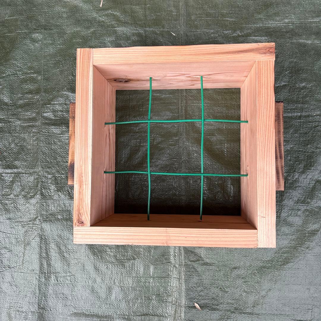 ミツバチ巣箱 25−C−114