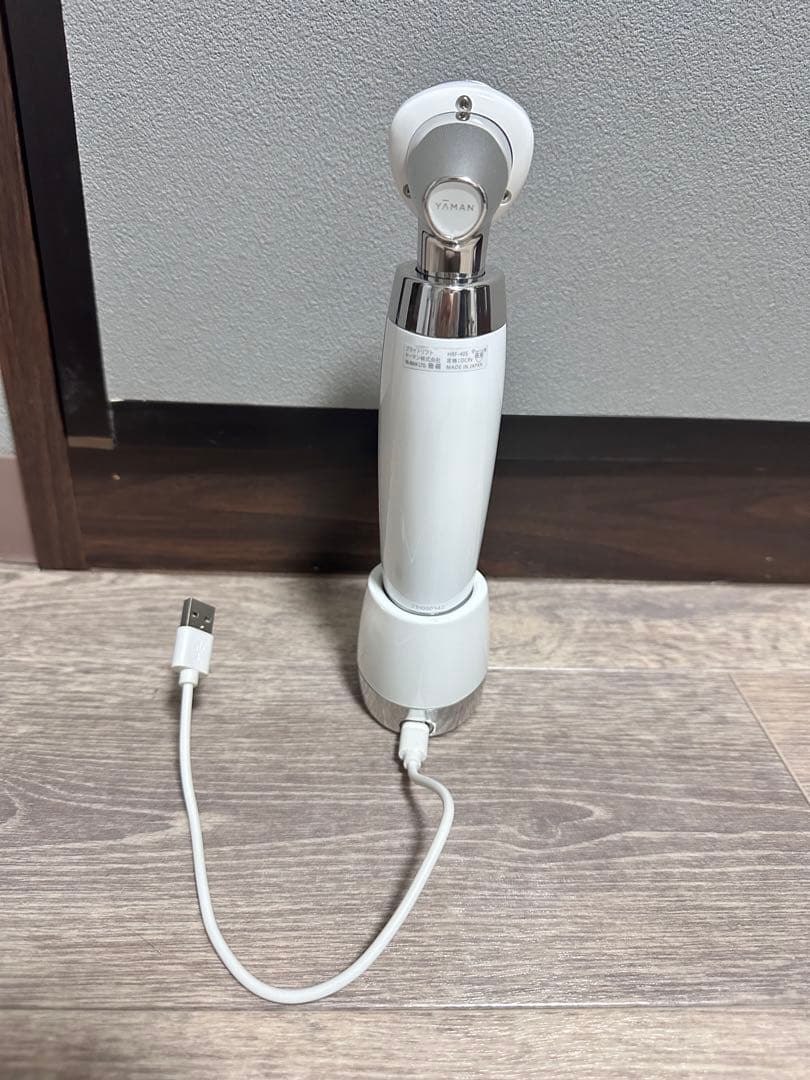 ホワイト 美顔器 USB充電式 充電スタンド付き