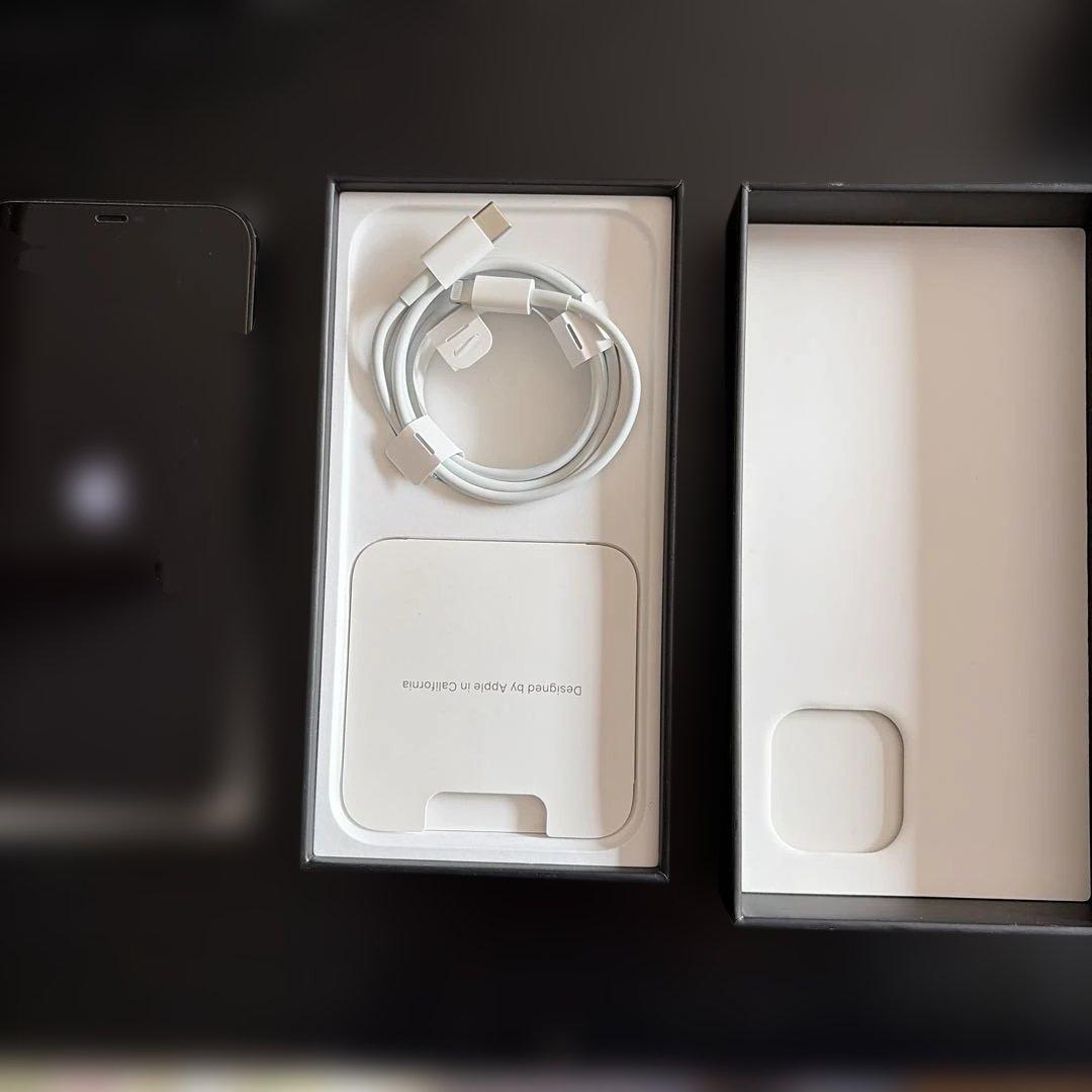 iPhone 12 Pro Max 128GB ケース付き　SIMフリー