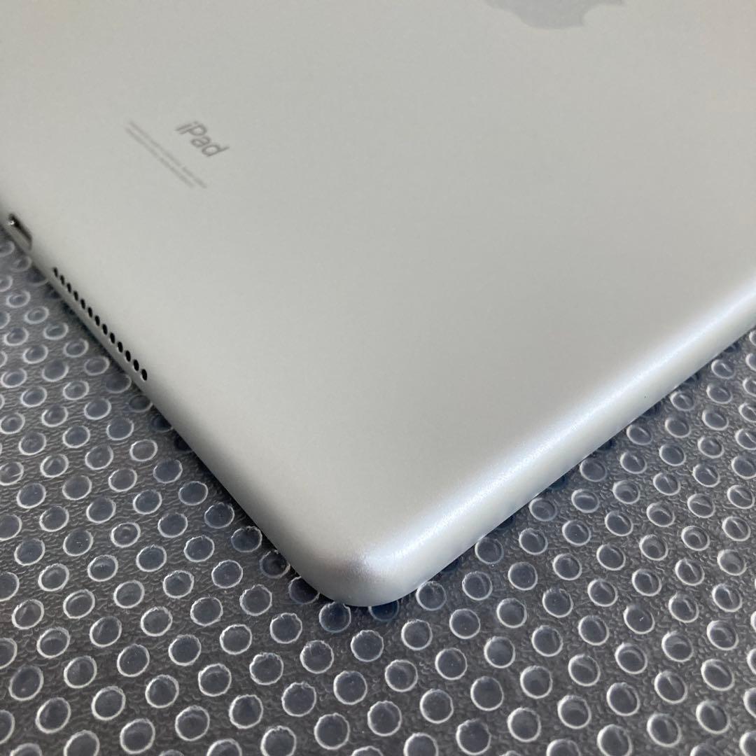 1086【早い者勝ち】電池ほぼ新品☆iPad9第9世代64GB SIMフリー☆