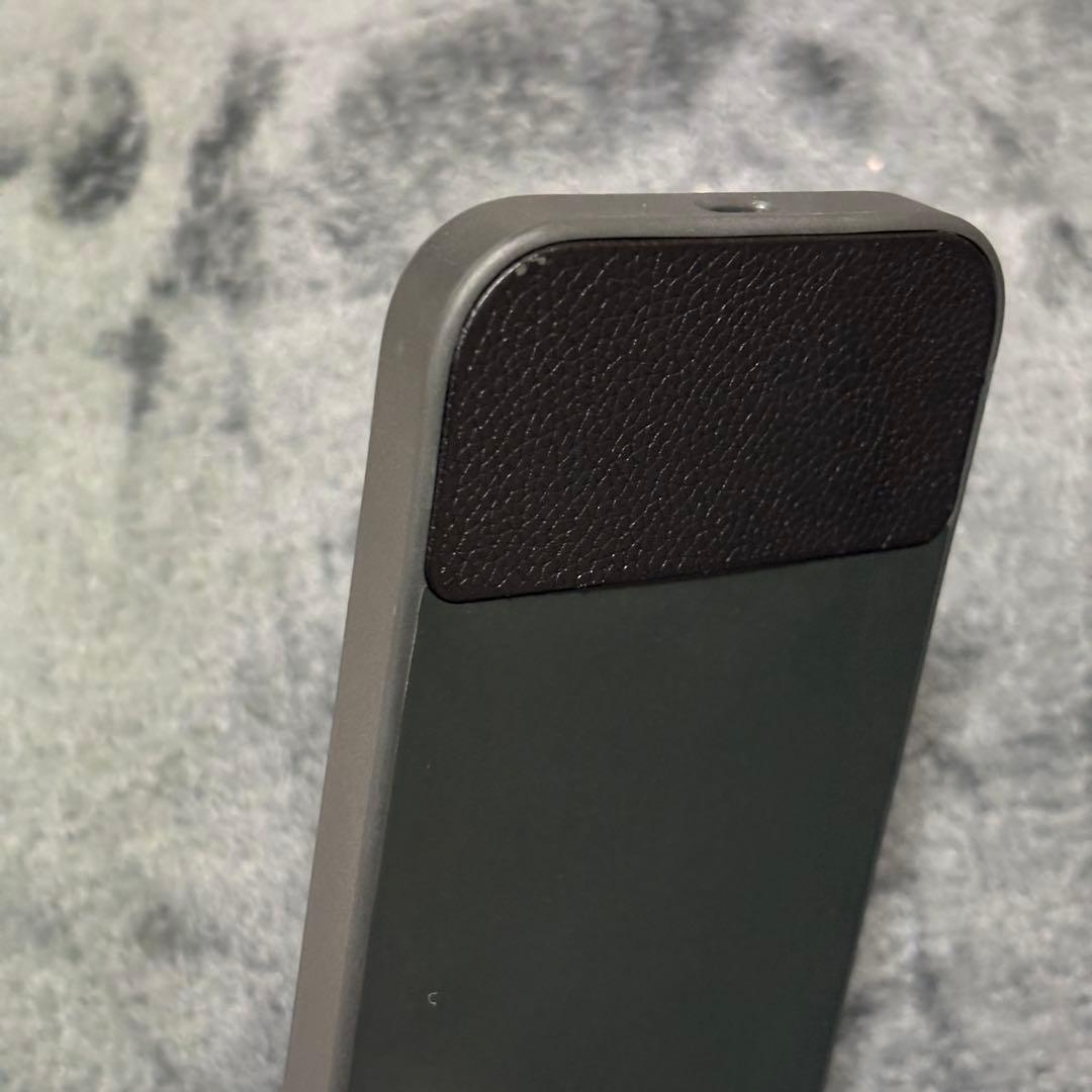 iPhoneアクセサリー Clicks Keyboard for iPhone 16