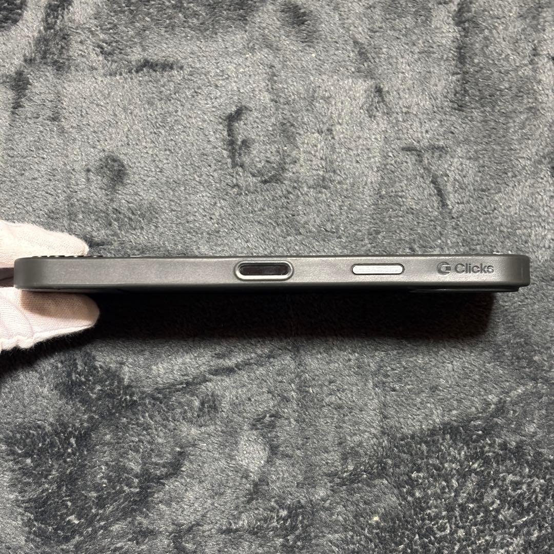 iPhoneアクセサリー Clicks Keyboard for iPhone 16