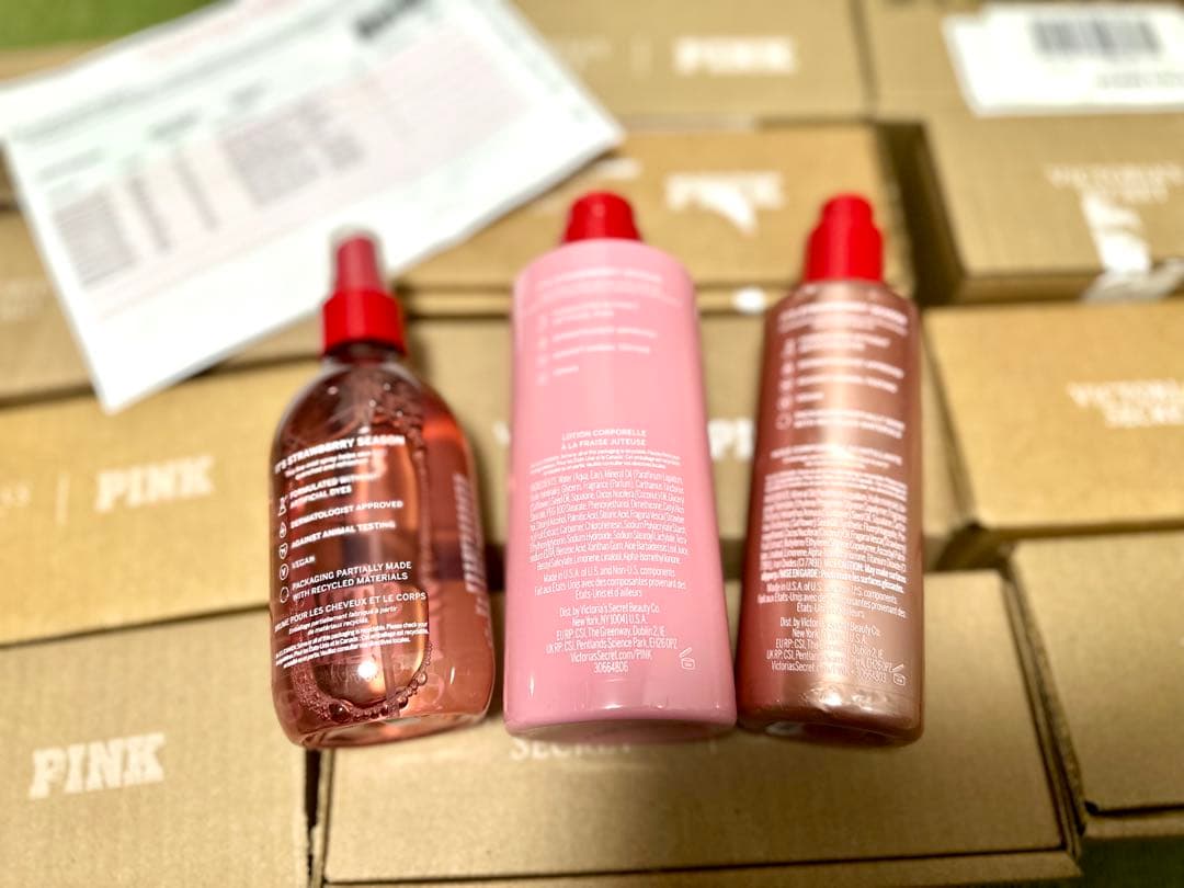Victoria’sSecret JUICY STRAWBERRY3点ボディケア