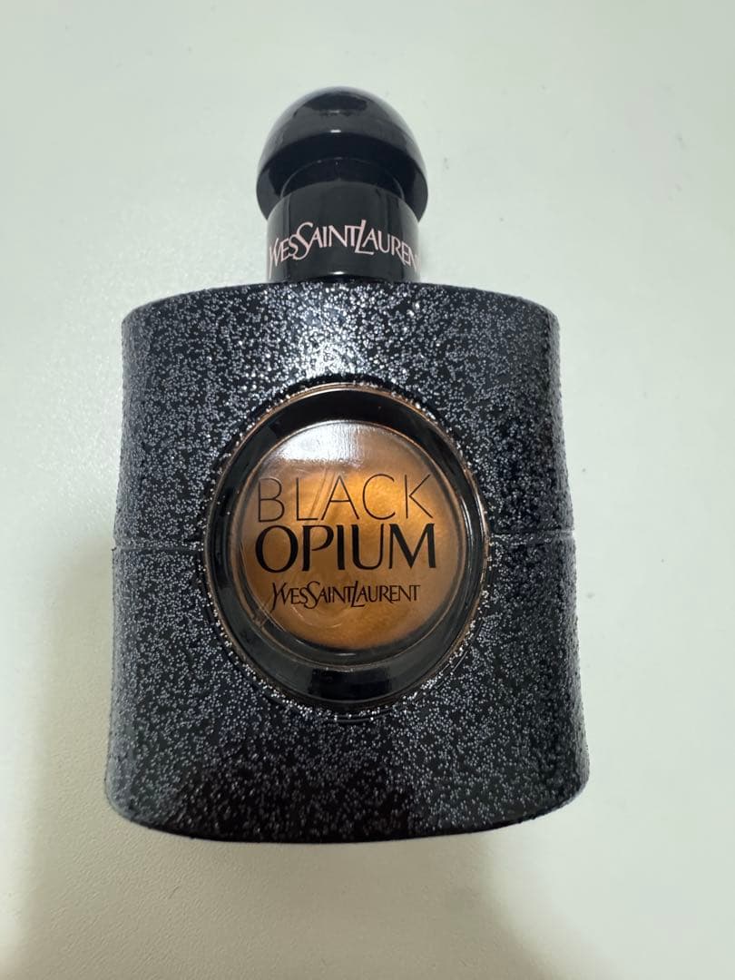 Yves Saint Laurent Black Opium 香水