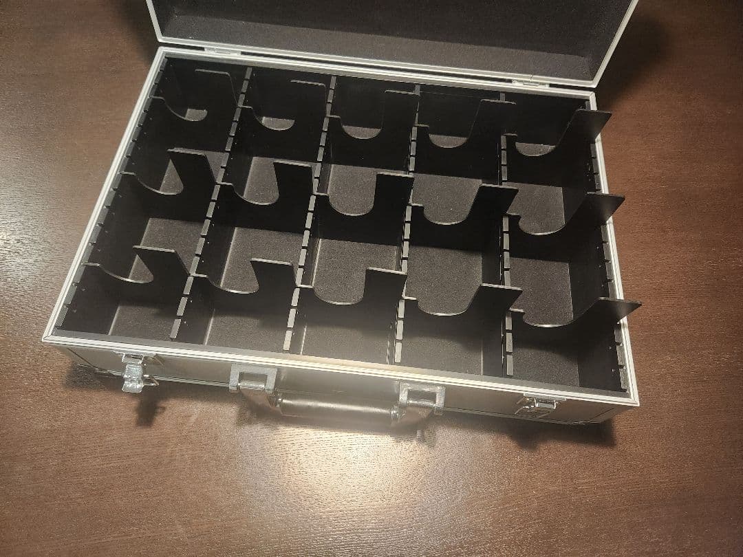 TOYGER CEO Storage アルミ製 アタッシュ ケース (シルバー)