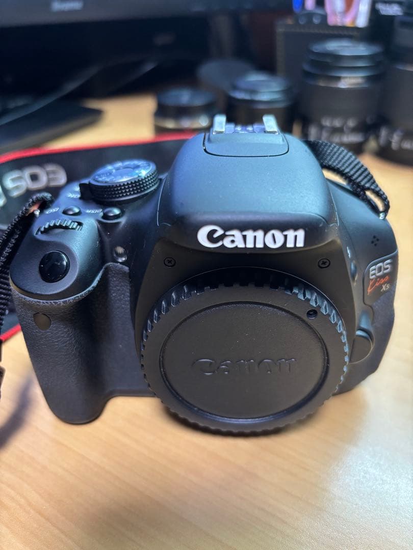 [美品&おまけ]Canon EOS KISS X5 DZK + マクロレンズ付き