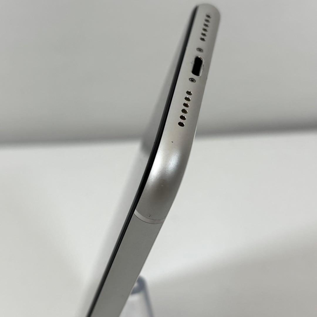iPhone XR 128GB ホワイト バッテリー73% 動作品