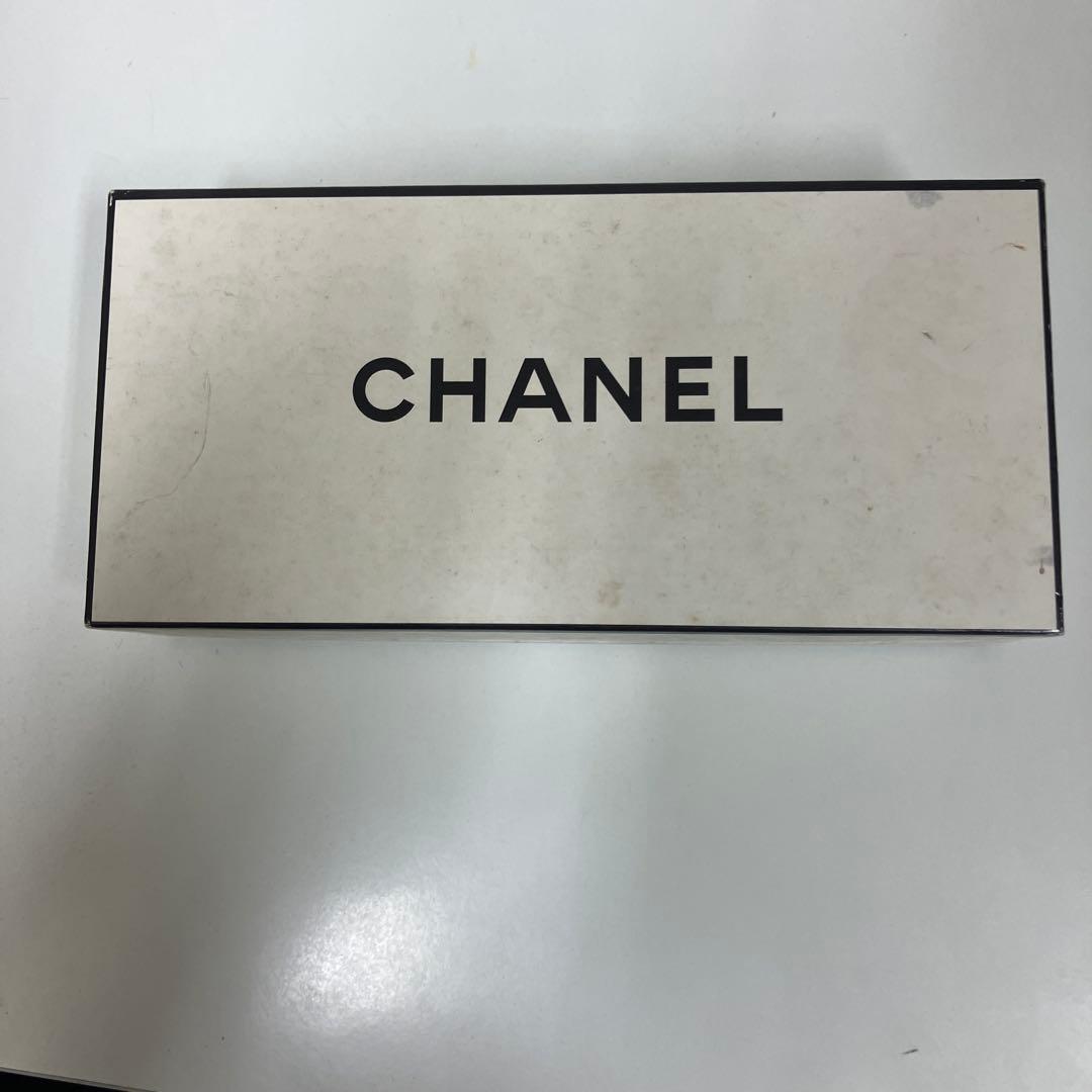 CHANEL 化粧品　ファンデーション