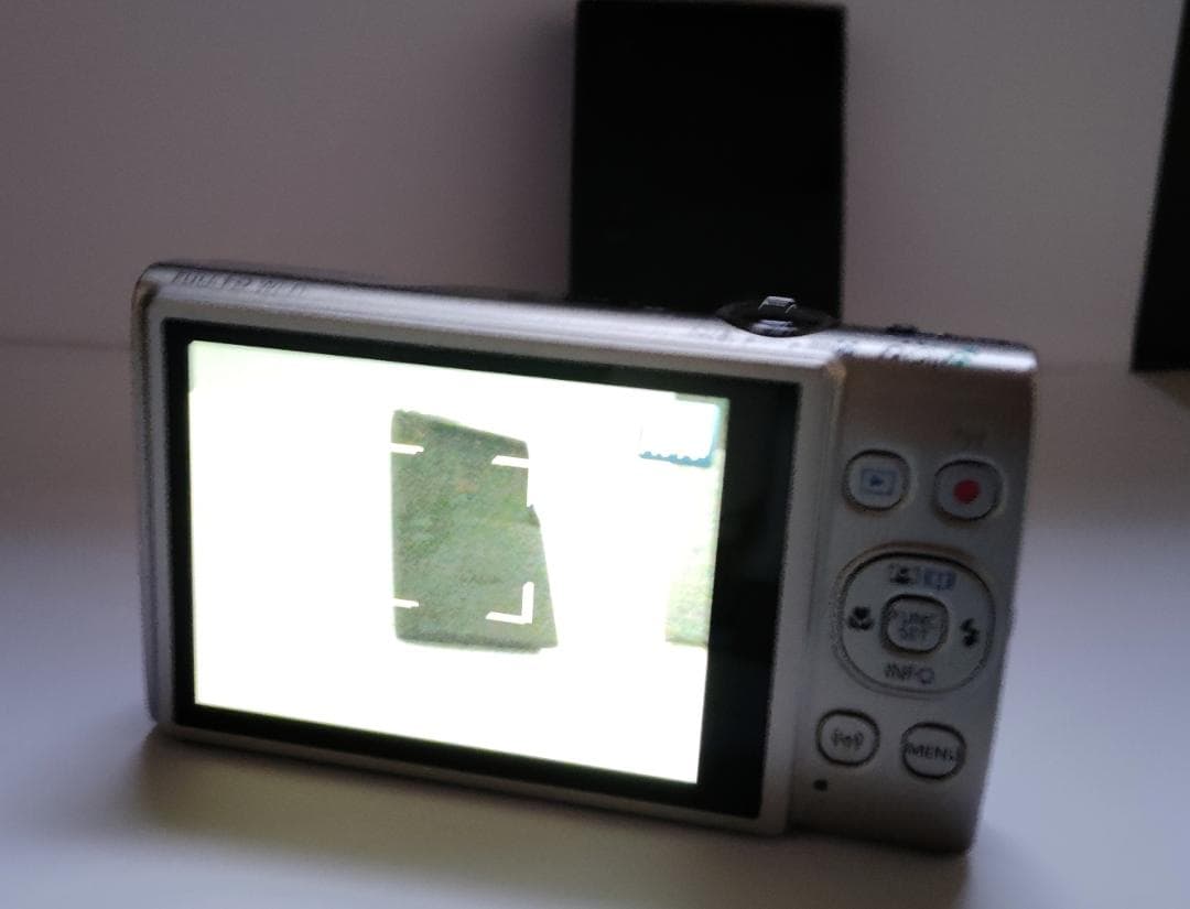 Canon IXY 650 シルバー コンパクトデジタルカメラ