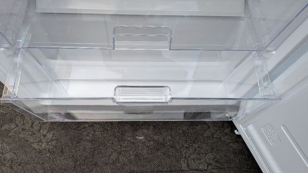 【美品】25年製　アイリスオーヤマ　冷凍庫　66L　IUSN-7A-W