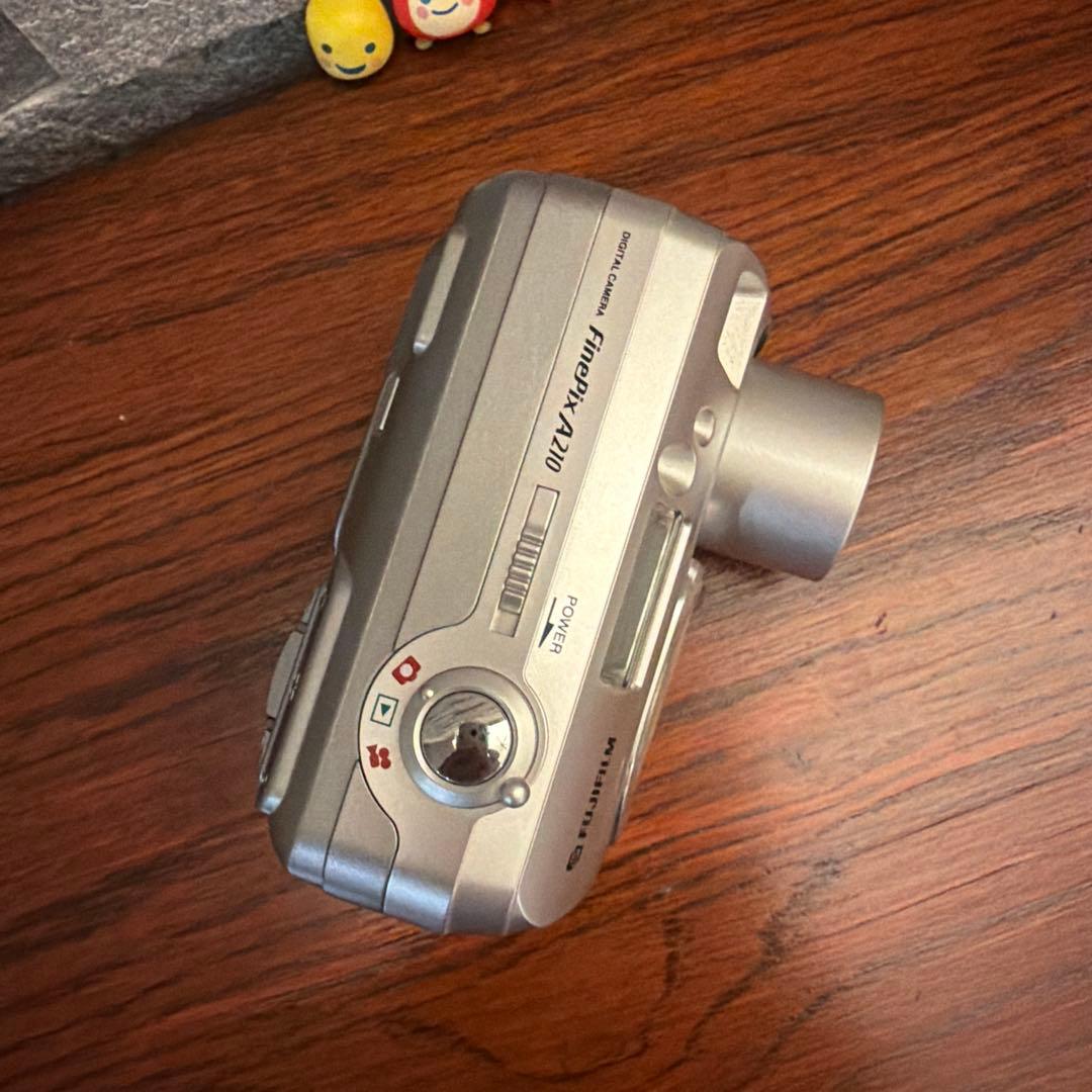 FUJIFILM FinePix A210 xDピクチャーカード付 乾電池式