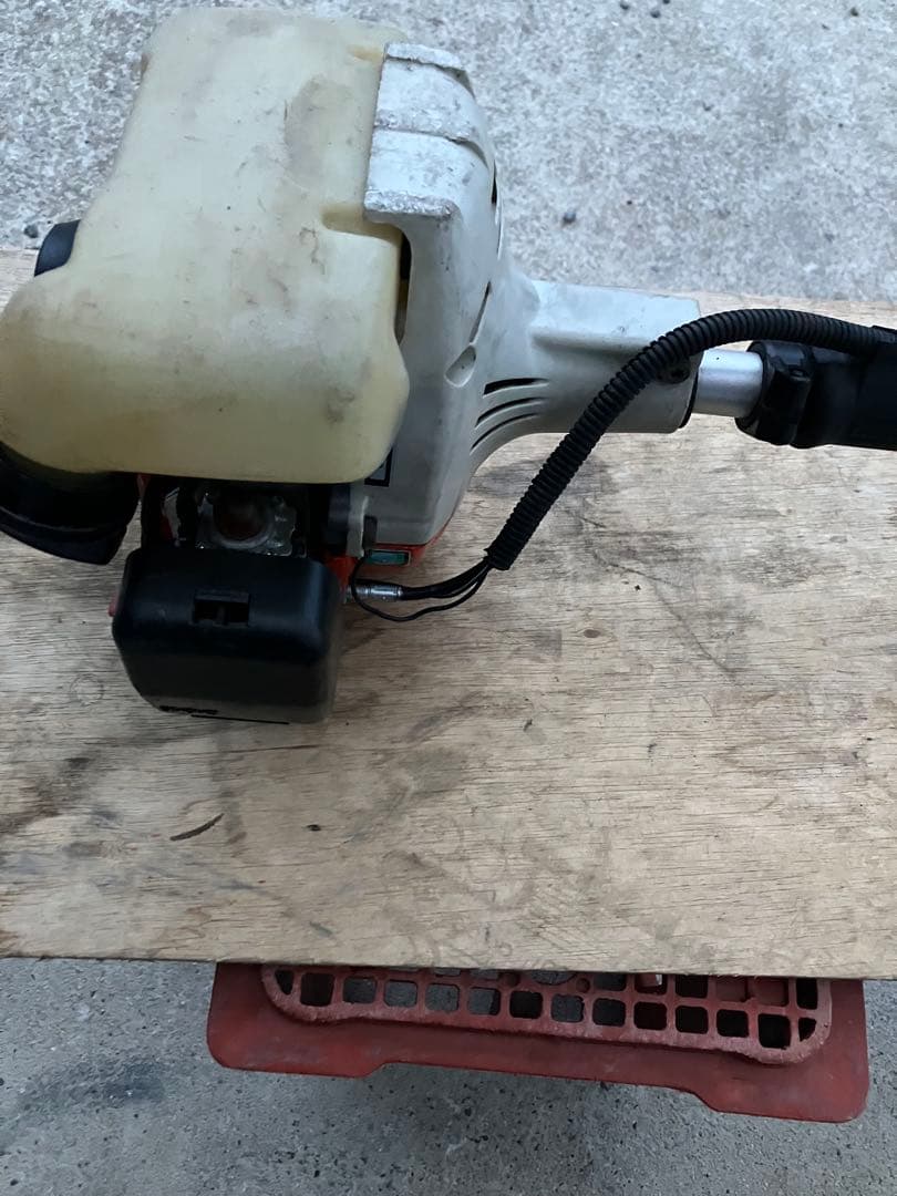 ￼STIHL FS2102