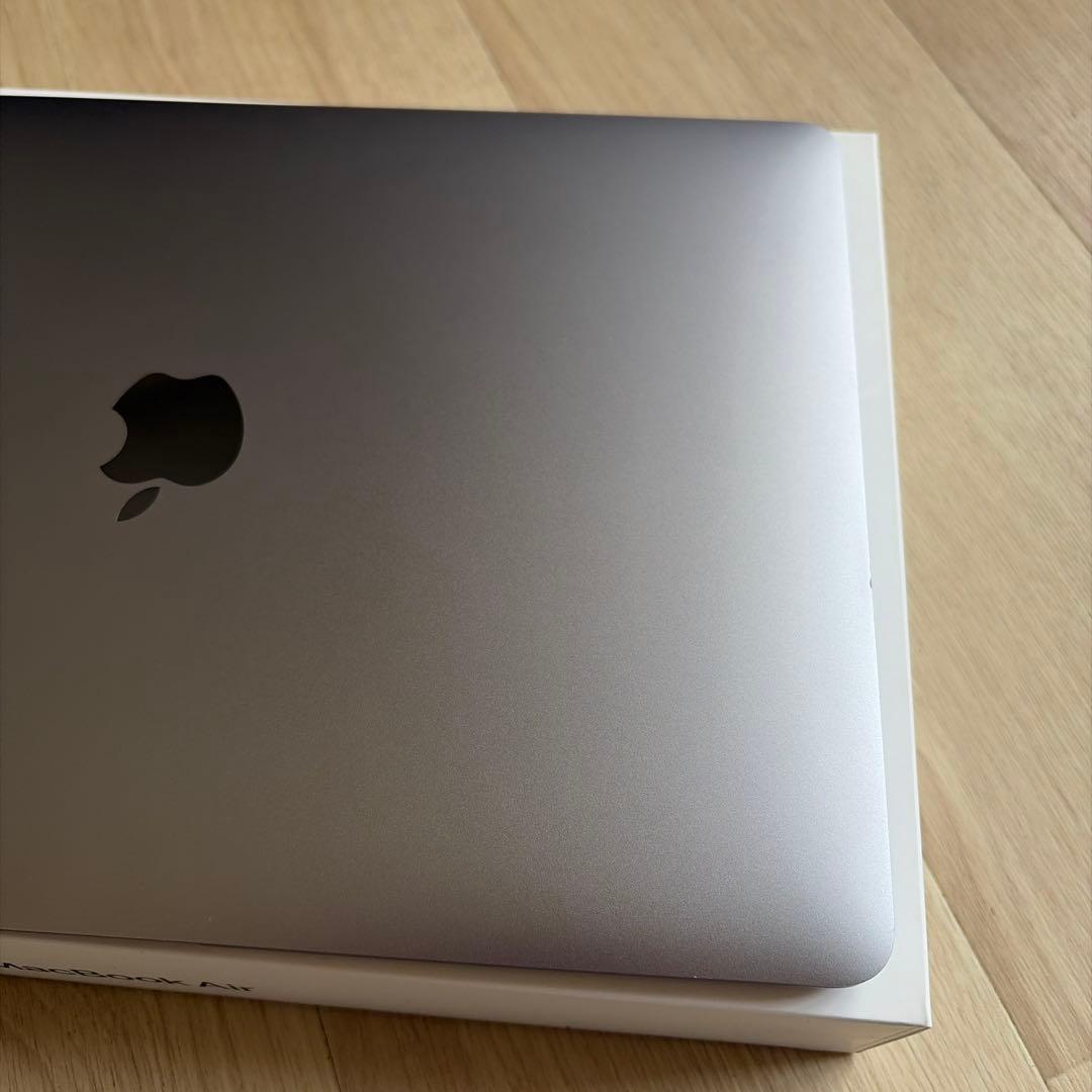 【美品】MacBookAir 2020 Intel i5 グレー 充電250回