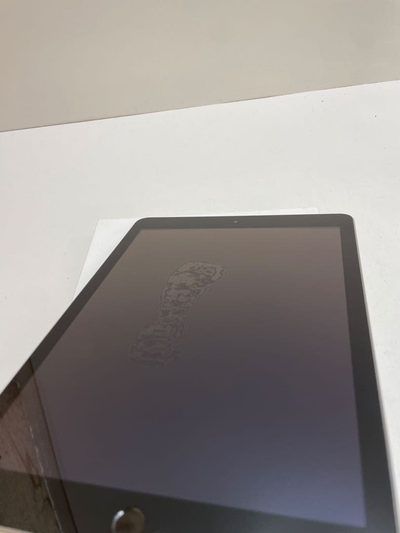 IPad 第5世代 32Gb Wi-fi 80％