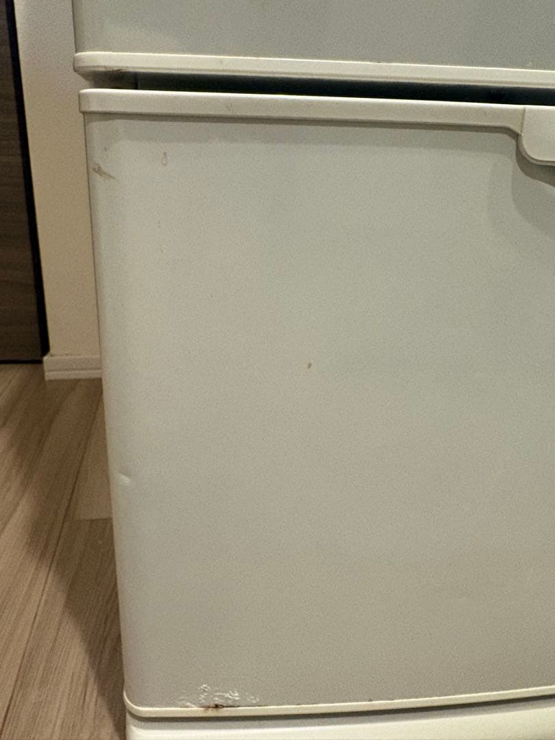 3月1日まで【送料込み】AQUA 冷蔵庫 AQR-271D(W) 272L