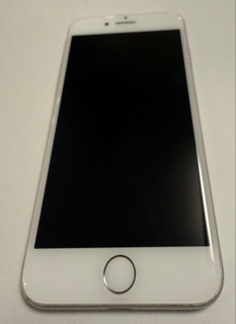 iPhone 7 シルバー 32gb