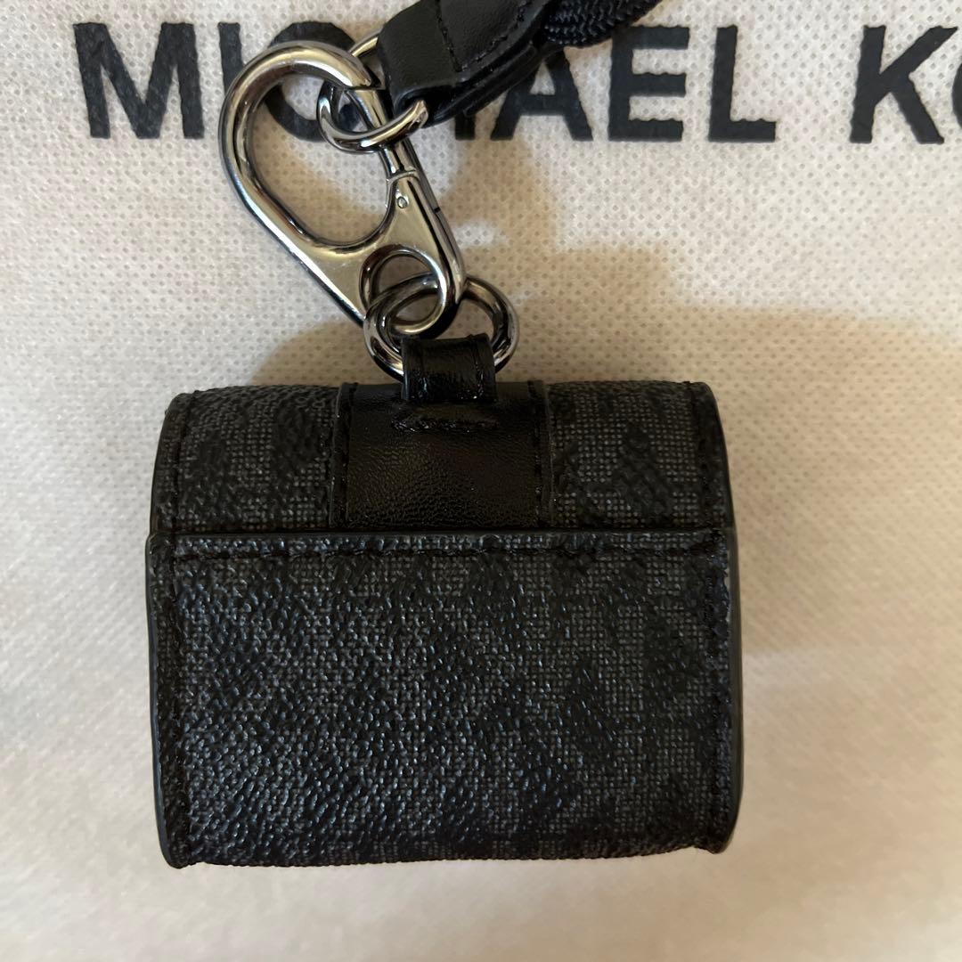 MICHAEL KORS マイケルコース　エアーポッズプロケース　ストラップ