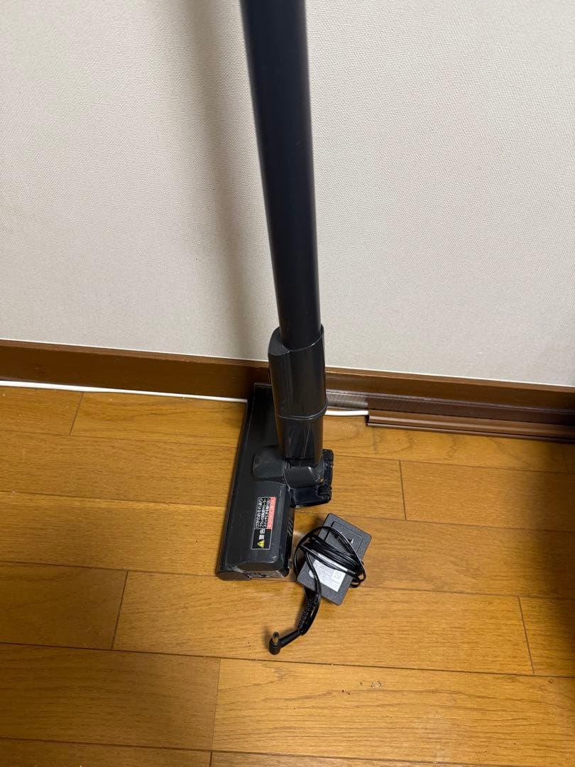 Panasonicスティッククリーナー本体 ブラックMC-SB32j年製2022