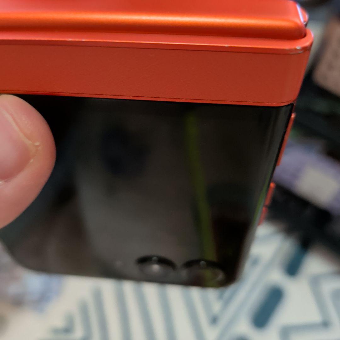 Motorola razr オレンジ色 本体。美品