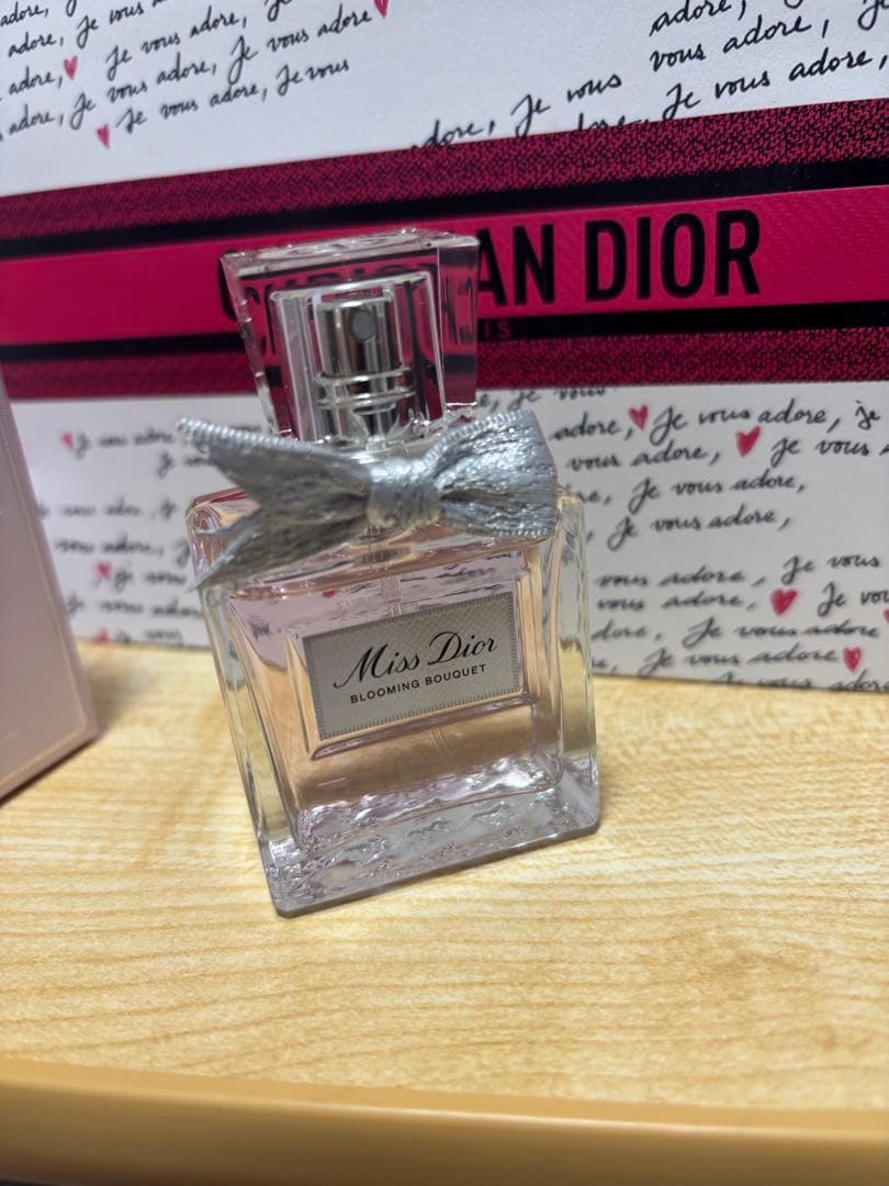 Miss Dior ブルーミングブーケ 30mLミスディオール香水