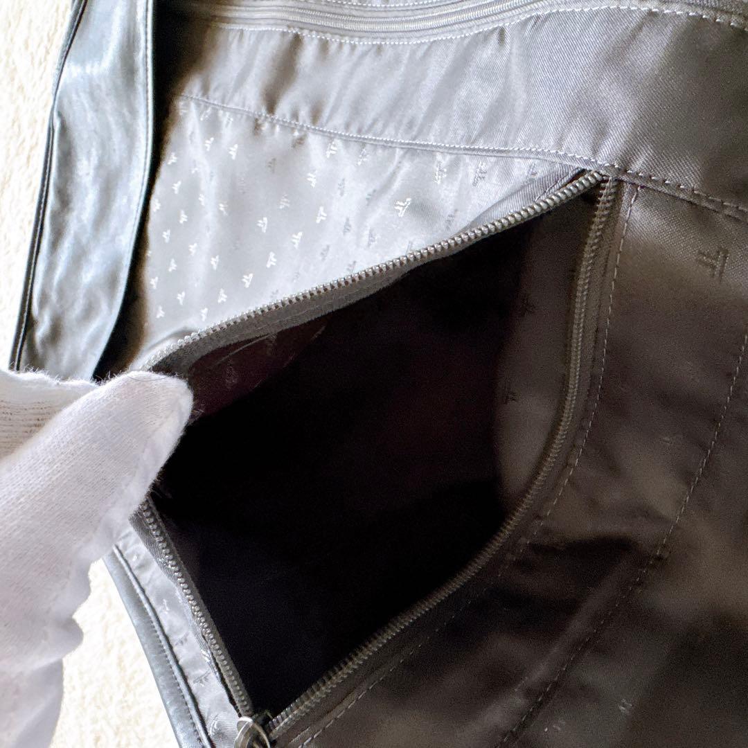 希少✨ 【TUMI】92130D4 レザーガーメントケース 衣類ケース ブラック