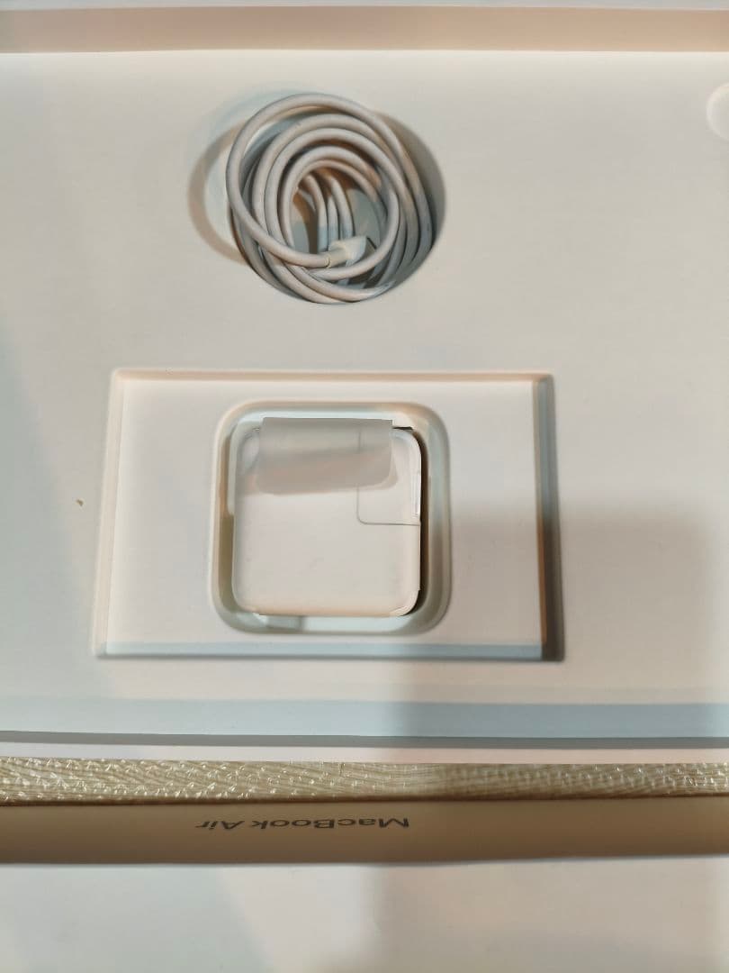 MacBook Air 2020 M1 8GB/256GB 付属品完備