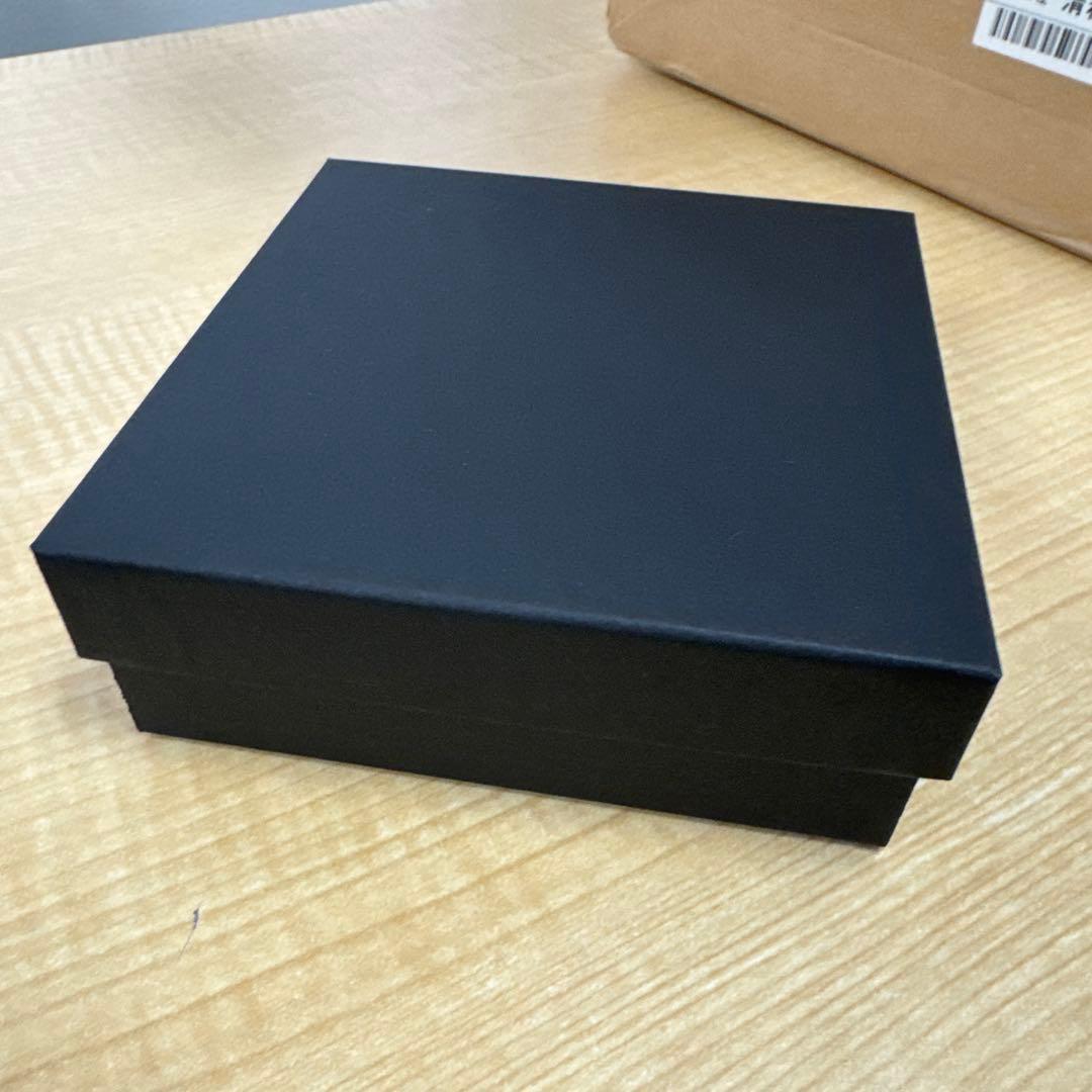 黒のギフトボックス　貼り箱