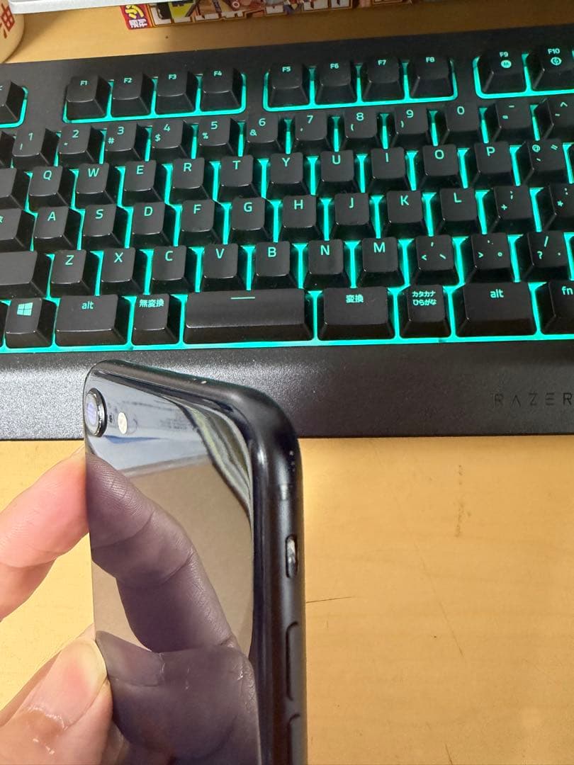 iPhone SE3 黒　128GB 中古　それなりに使用感あり